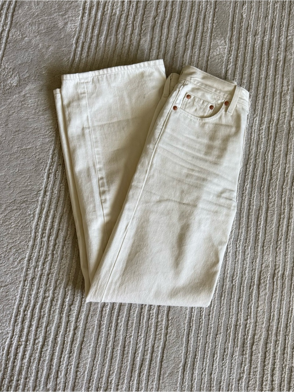 Levi's women's cream ribcage high-waisted wide-leg jeans